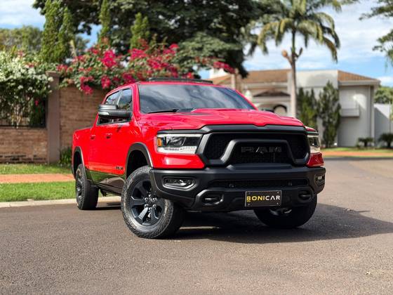 RAM 1500 5.7 V8 GASOLINA REBEL CD 4X4 AUTOMÁTICO RAM 1500 5.7 V8 GASOLINA REBEL CD 4X4 AUTOMÁTICO